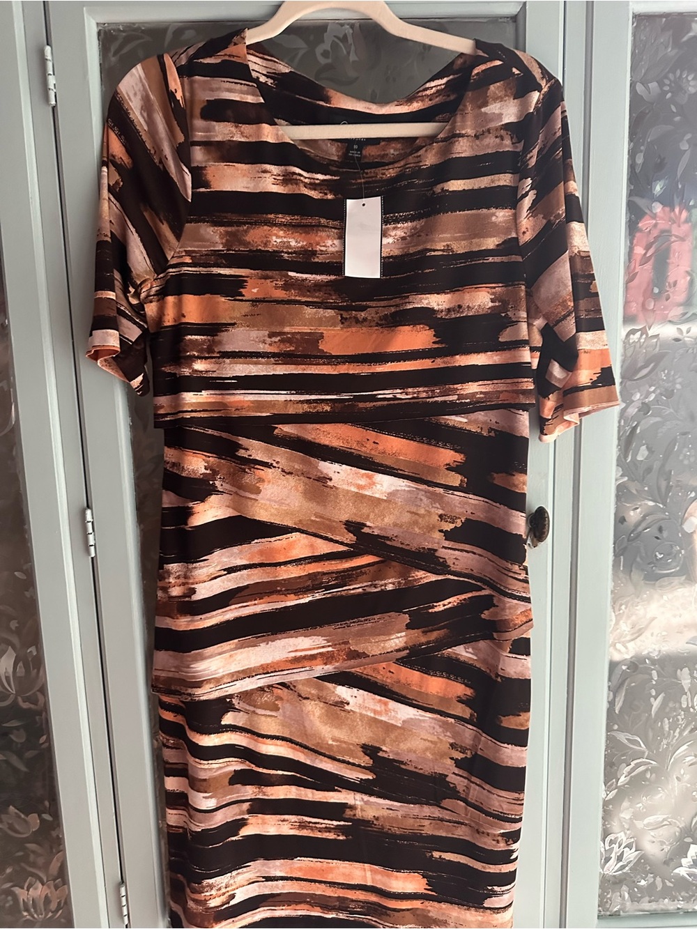 connected apparel Black & Brown Abstract Brushstroke Shift Dress